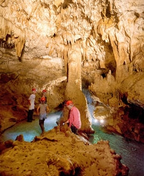 Grotte Célestine